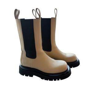 Bottega Veneta Lug Boots | 37 | Bone Beige Color